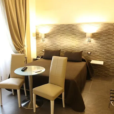 Boutique Piazza Carita