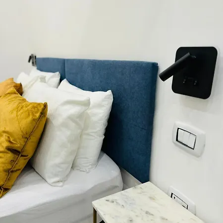 Boutique Piazza Carita Hotel