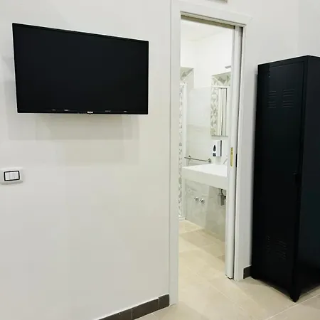 Boutique Piazza Carita 4* Neapol