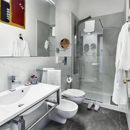 Hotel Boutique Piazza Carita 4*