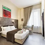 Boutique Piazza Carita